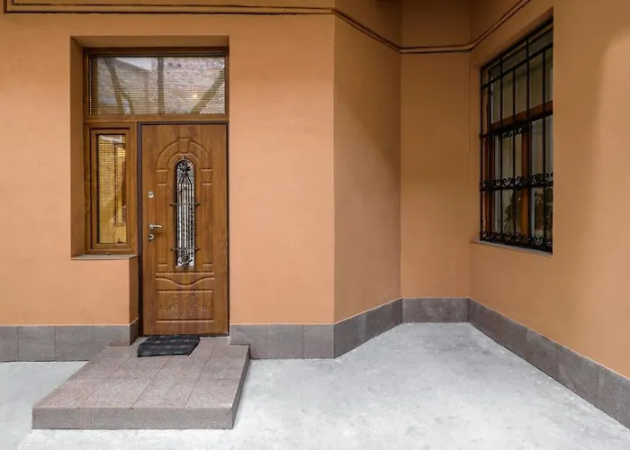 Apartamento Stepana Bandery Leópolis